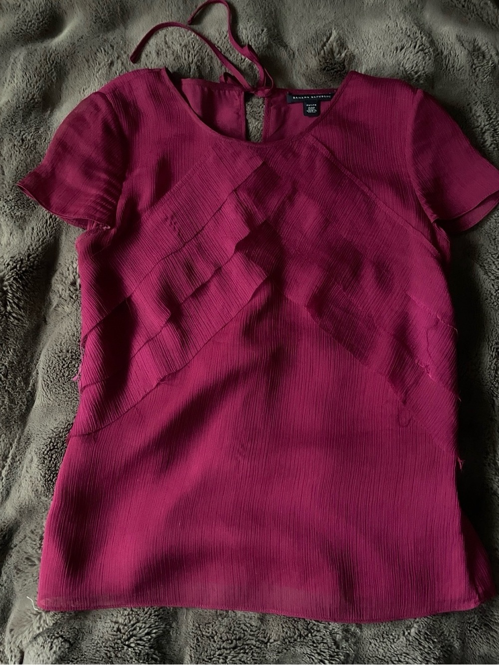 Banana Republic Ruffled Short-Sleeve Blouse — Raspberry